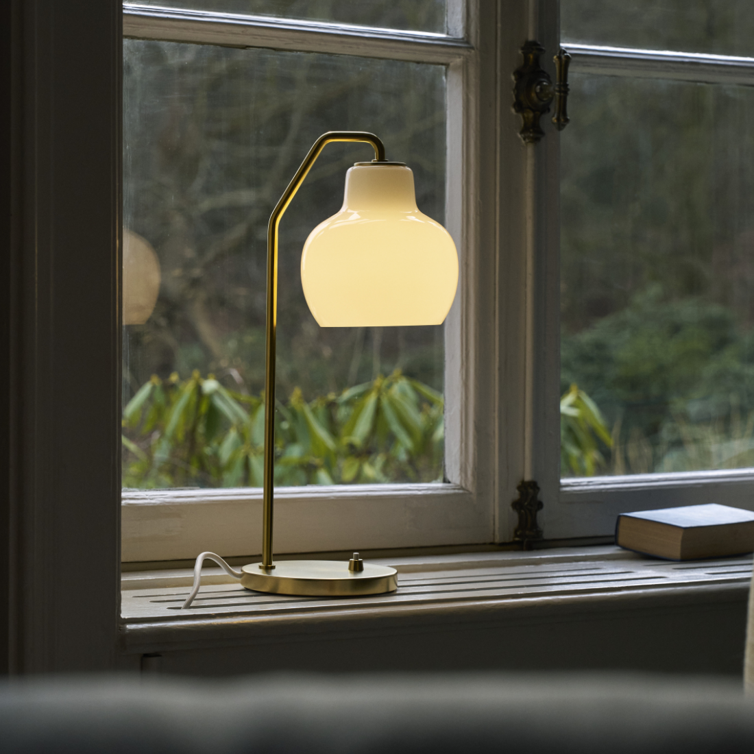 Louis Poulsen VL リングクラウン テーブルランプ【展示品】