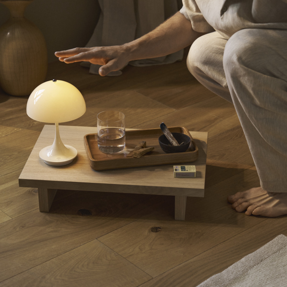 Louis Poulsen パンテラ160 ポータブル V3 オパールベージュ【展示品】