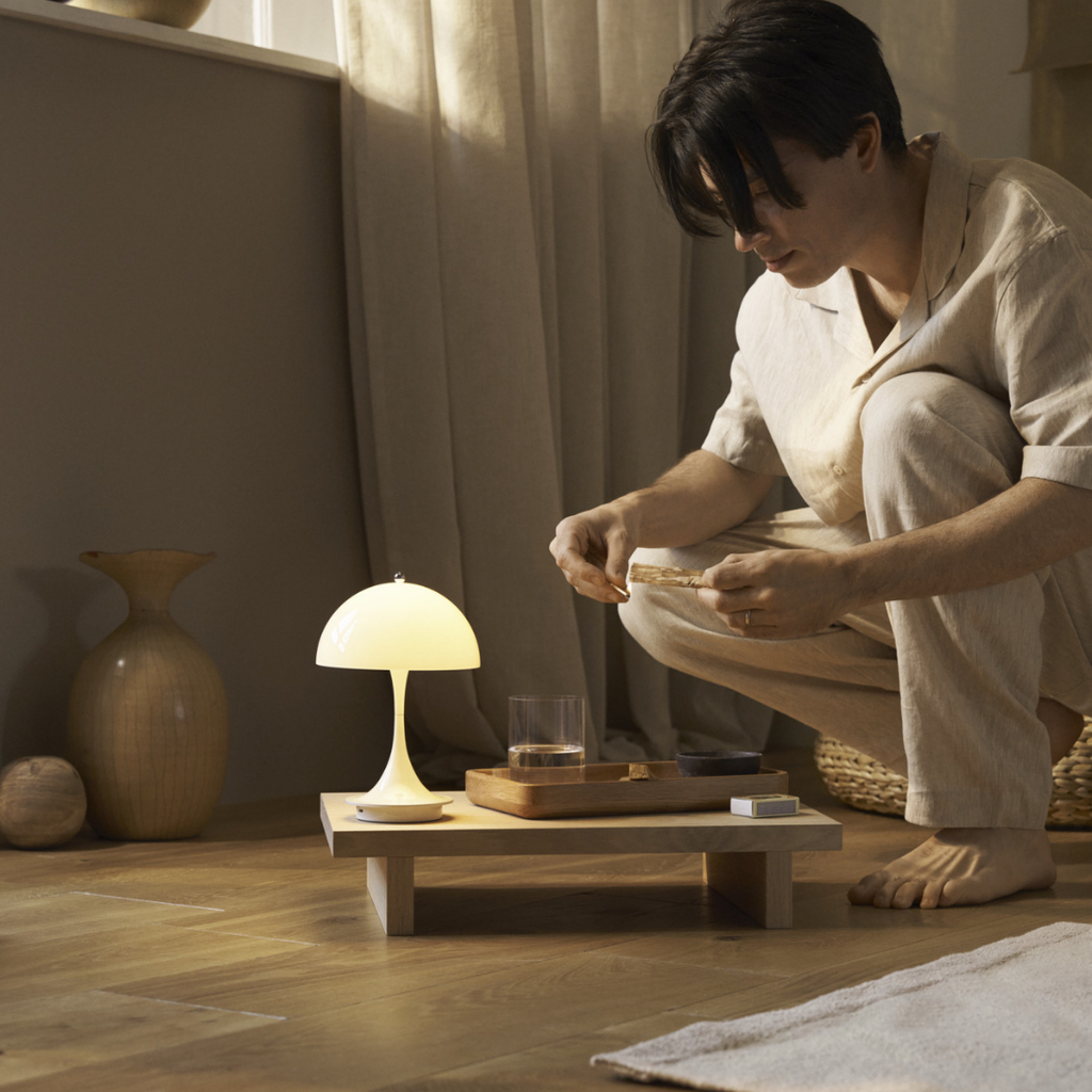 Louis Poulsen パンテラ160 ポータブル V3 オパールベージュ【展示品】