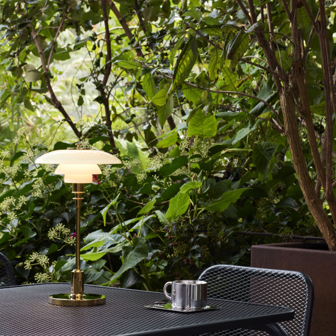 Louis Poulsen PH 2/1 ポータブル テーブルランプ【展示品】