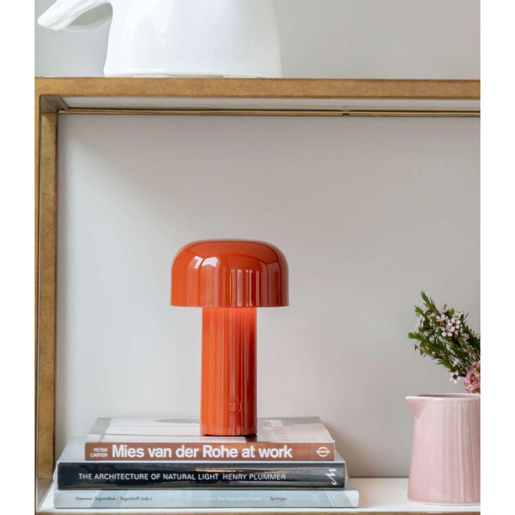 FLOS BELLHOP T（ベルホップ T）｜どこでも灯せるポータブルデザインランプ【展示品】