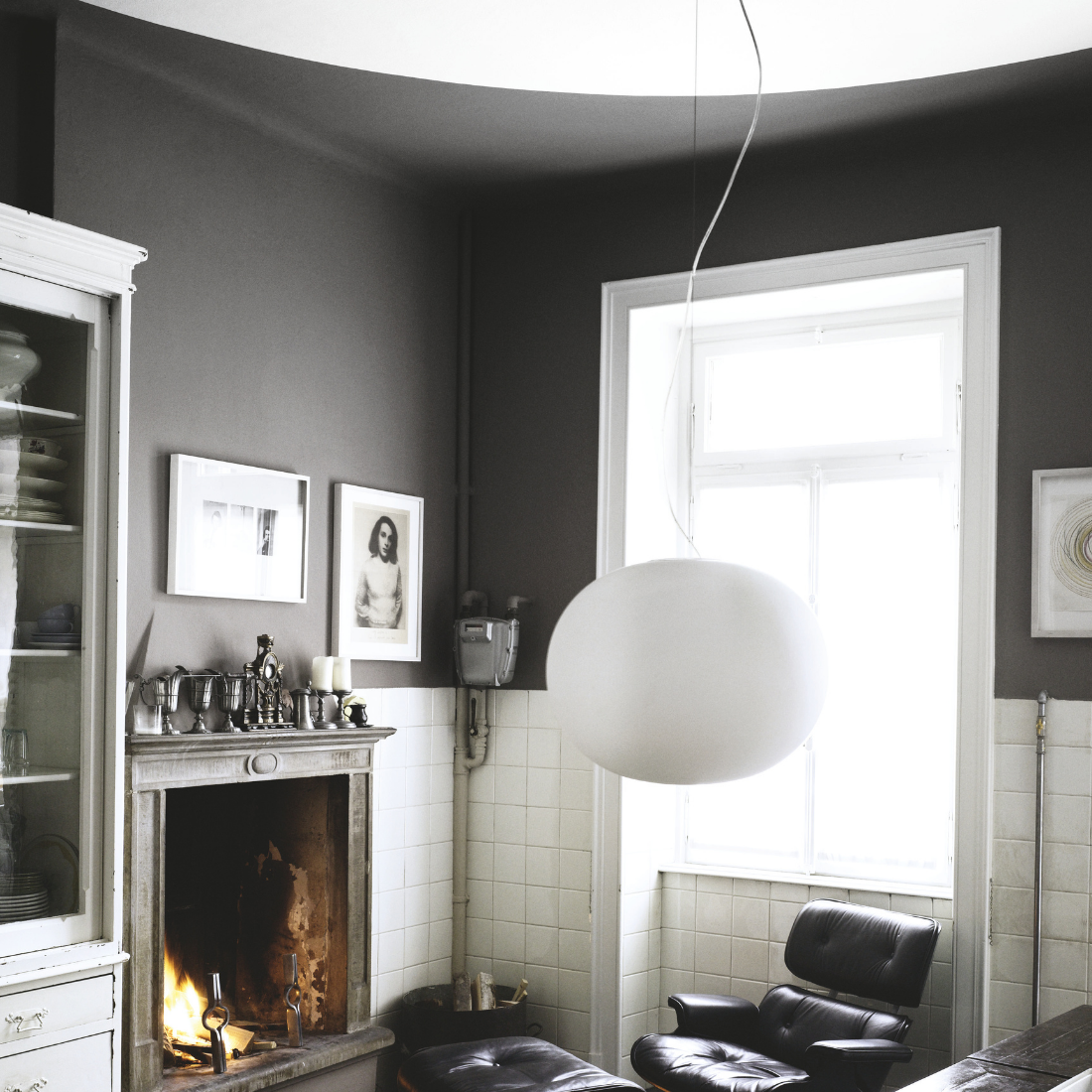 FLOS GLO-BALL S1（グローボール S1）｜穏やかな光を放つミニマルペンダント【展示品】