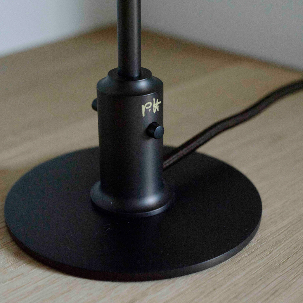 Louis Poulsen PH 2/1 テーブルランプ ダスティー・テラコッタ【展示品】