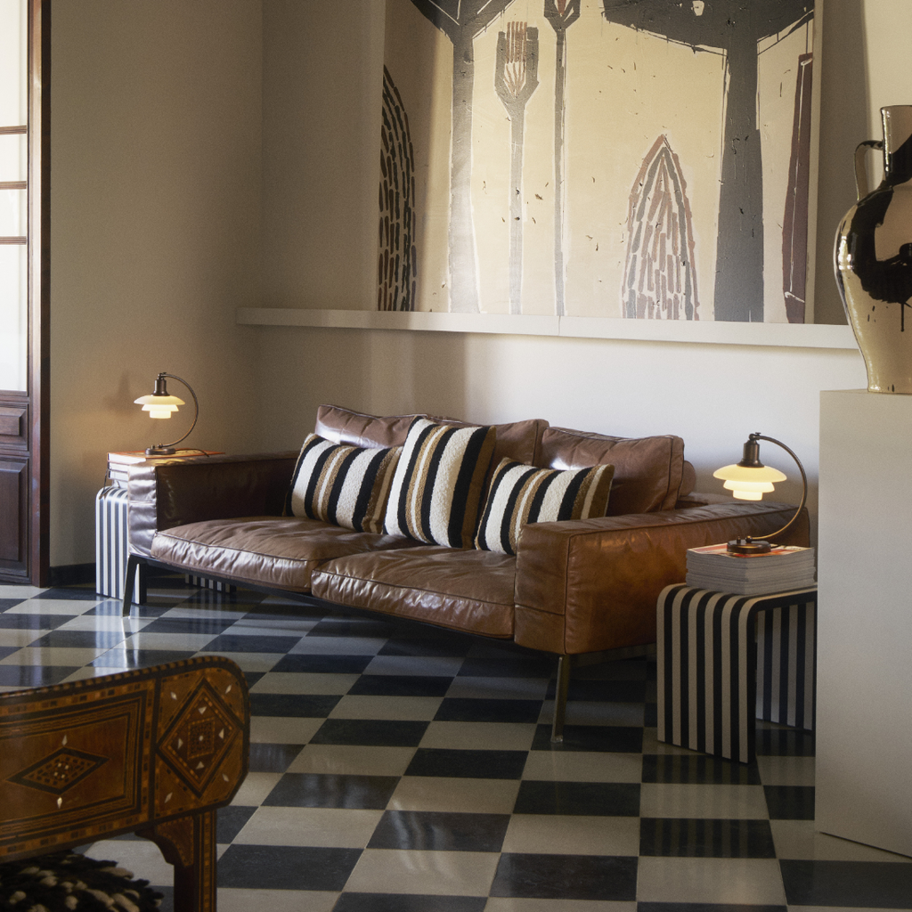 Louis Poulsen PH 2/2 ルナ エイジドブラス テーブルランプ【展示品】