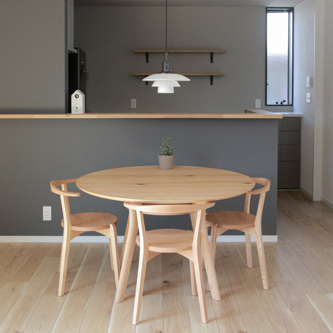 Louis Poulsen PH 3½–3 グラスペンダント｜タイムレスな北欧デザイン【展示品】