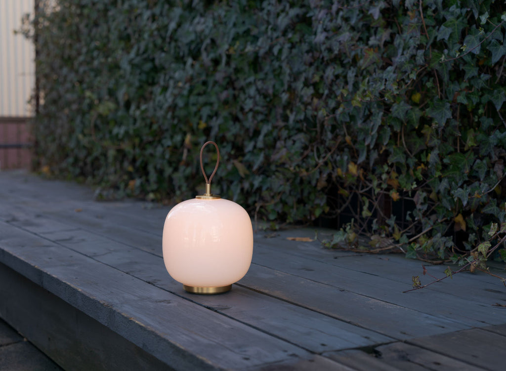 Louis Poulsen VL45 ラジオハウス ポータブルランプ【展示品】