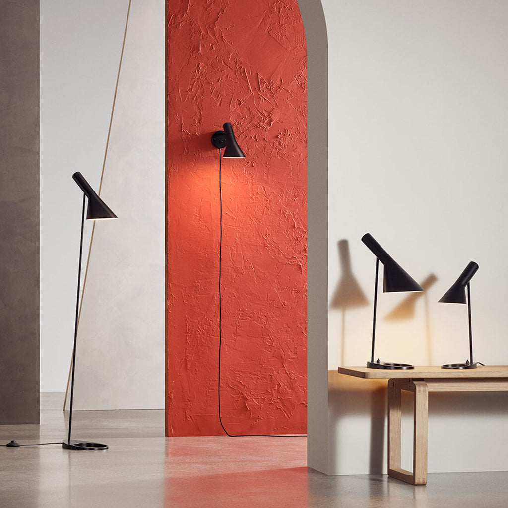 Louis Poulsen AJ ミニテーブルランプ 真鍮ポリッシュ【展示品】