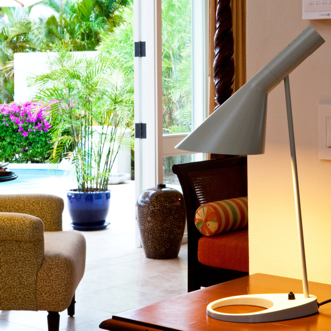 Louis Poulsen AJ テーブルランプ【展示品】