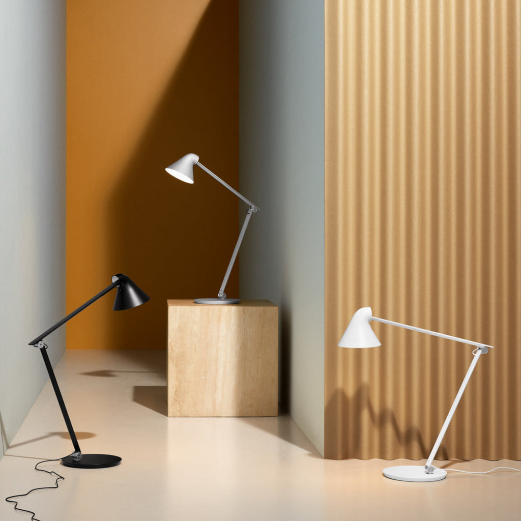 Louis Poulsen NJP テーブルランプ ベース付【展示品】