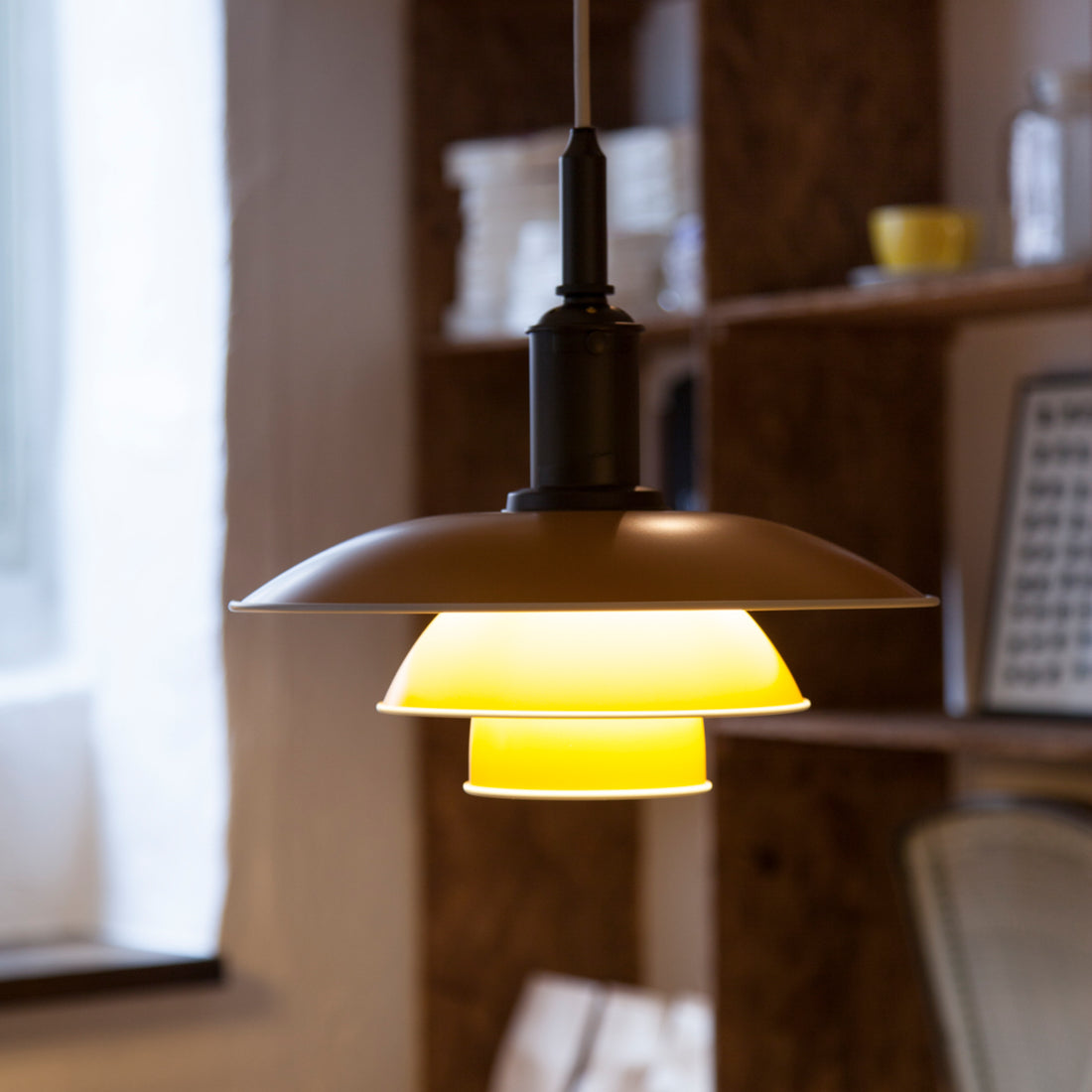 Louis Poulsen PH 3½–3 ペンダント｜光を包み込む名作カラーシェード【展示品】