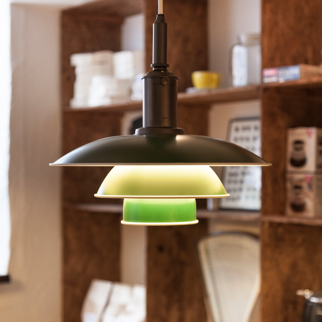 Louis Poulsen PH 3½–3 ペンダント｜光を包み込む名作カラーシェード【展示品】
