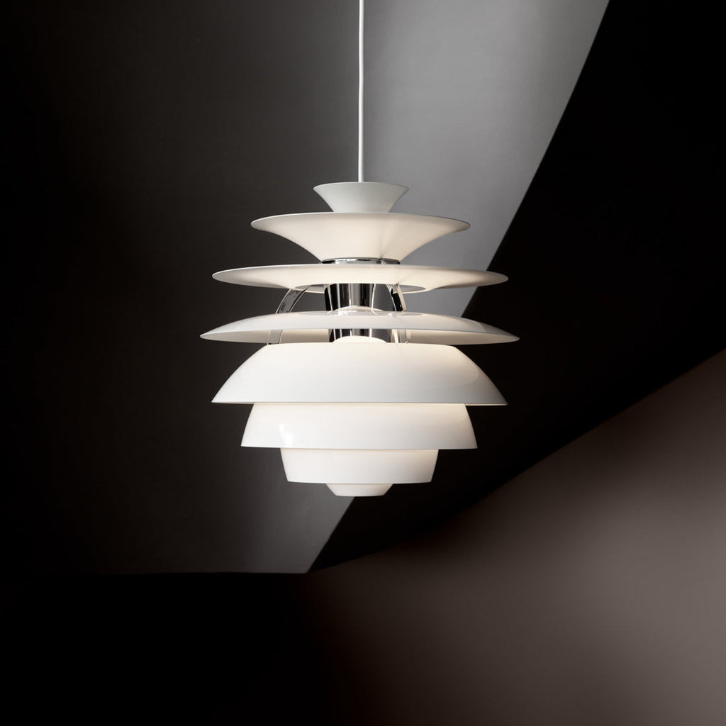 Louis Poulsen PH Snowball（スノーボール）｜光を彫刻する名作ペンダントライト【展示品】