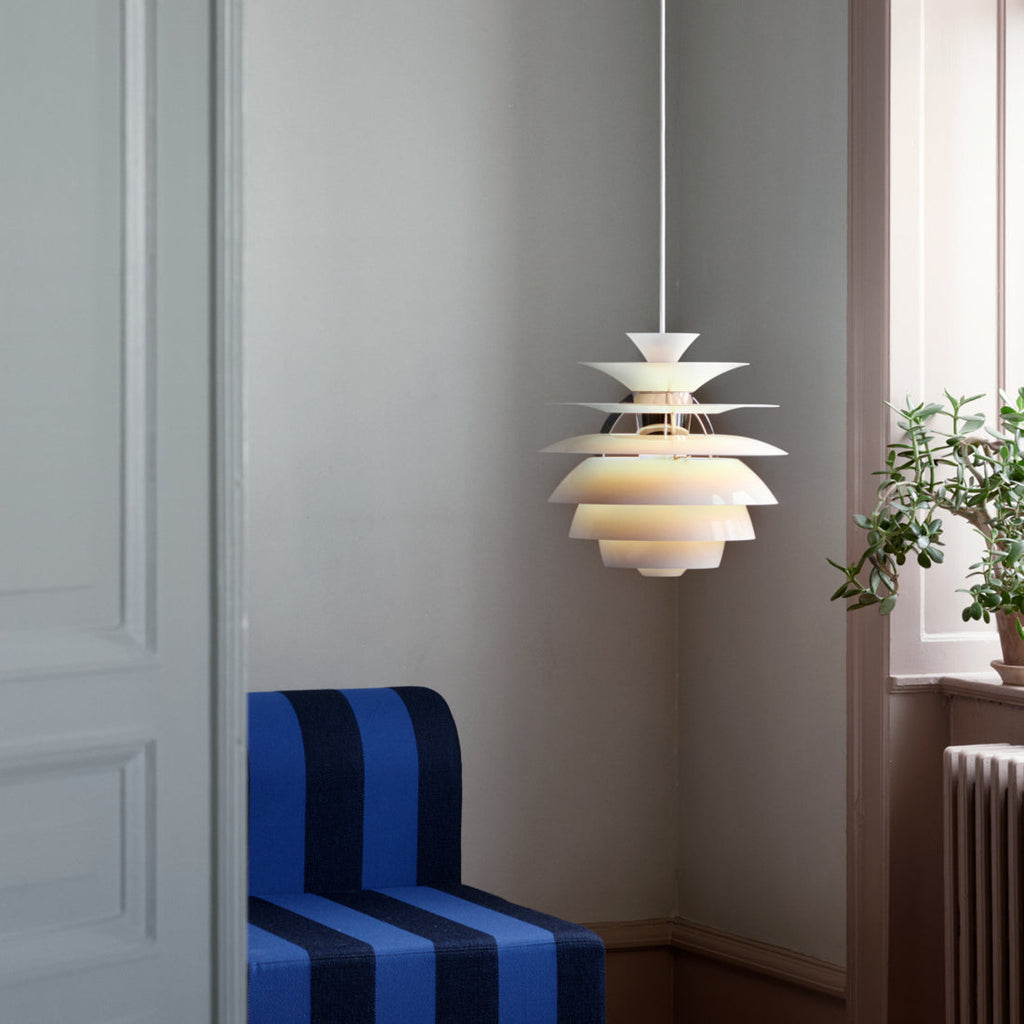 Louis Poulsen PH Snowball（スノーボール）｜光を彫刻する名作ペンダントライト【展示品】