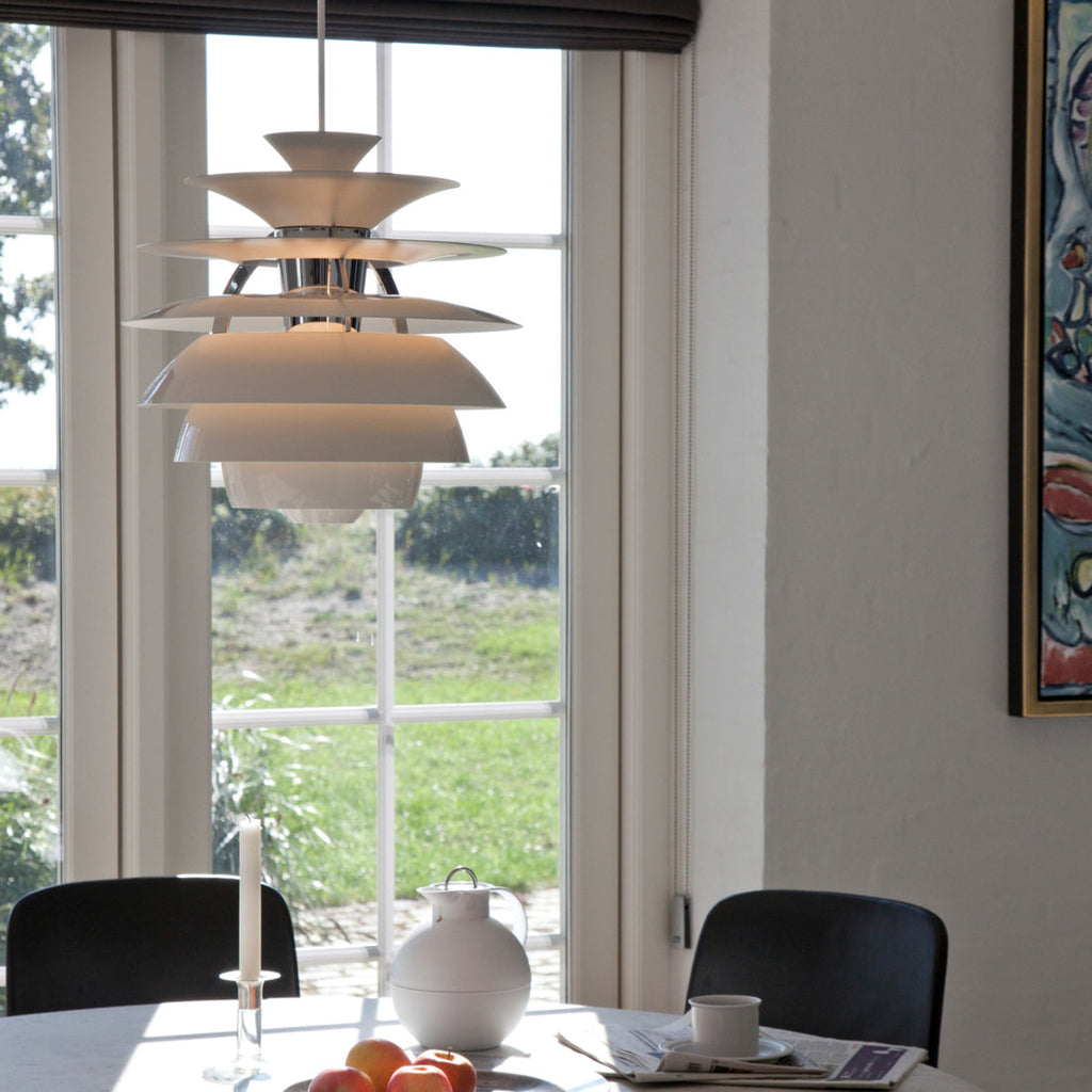 Louis Poulsen PH Snowball（スノーボール）｜光を彫刻する名作ペンダントライト【展示品】