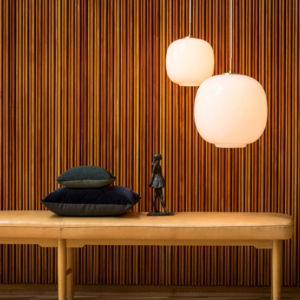 Louis Poulsen VL45 ラジオハウス ペンダントライト｜真鍮と吹きガラスの北欧名作【展示品】