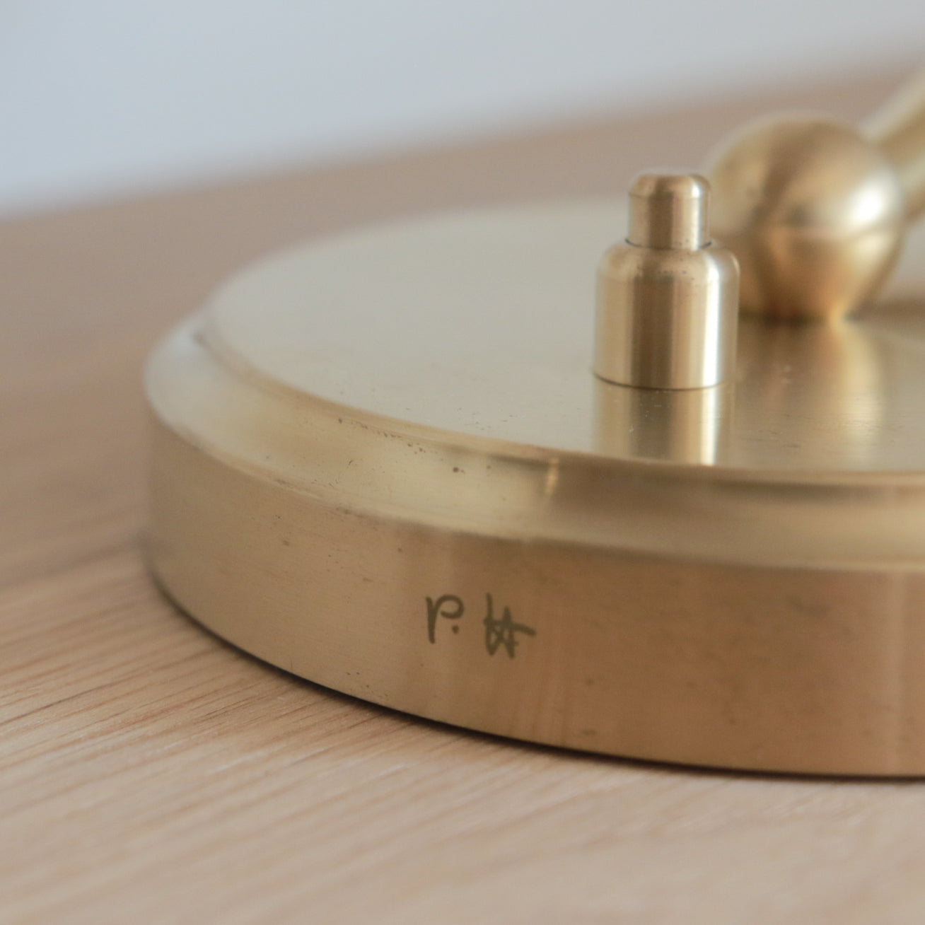 Louis Poulsen PH 2/2 LUNA テーブルランプ 真鍮×乳白ガラス【展示品】