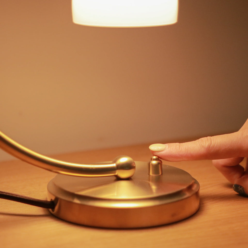 Louis Poulsen PH 2/2 LUNA テーブルランプ 真鍮×乳白ガラス【展示品】