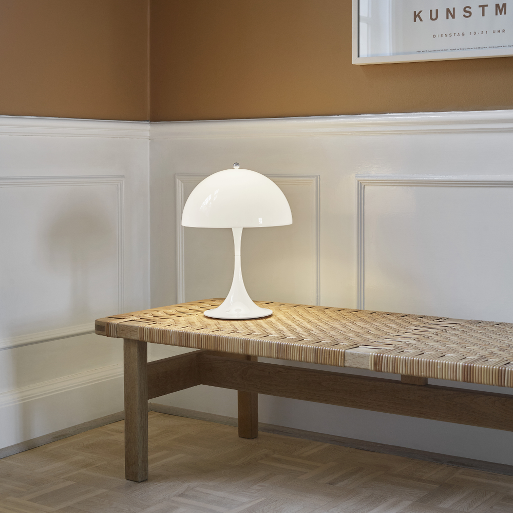 Louis Poulsen パンテラ 250 ポータブル テーブルランプ【展示品】