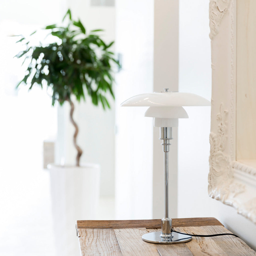 Louis Poulsen PH 3/2 テーブルランプ 三層ガラス【展示品】