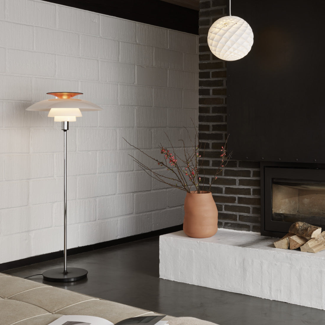 Louis Poulsen PH80 フロアランプ 赤リフレクター【展示品】 – Hokuolight