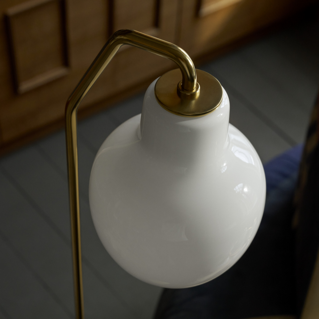 Louis Poulsen VL リングクラウン テーブルランプ【展示品】