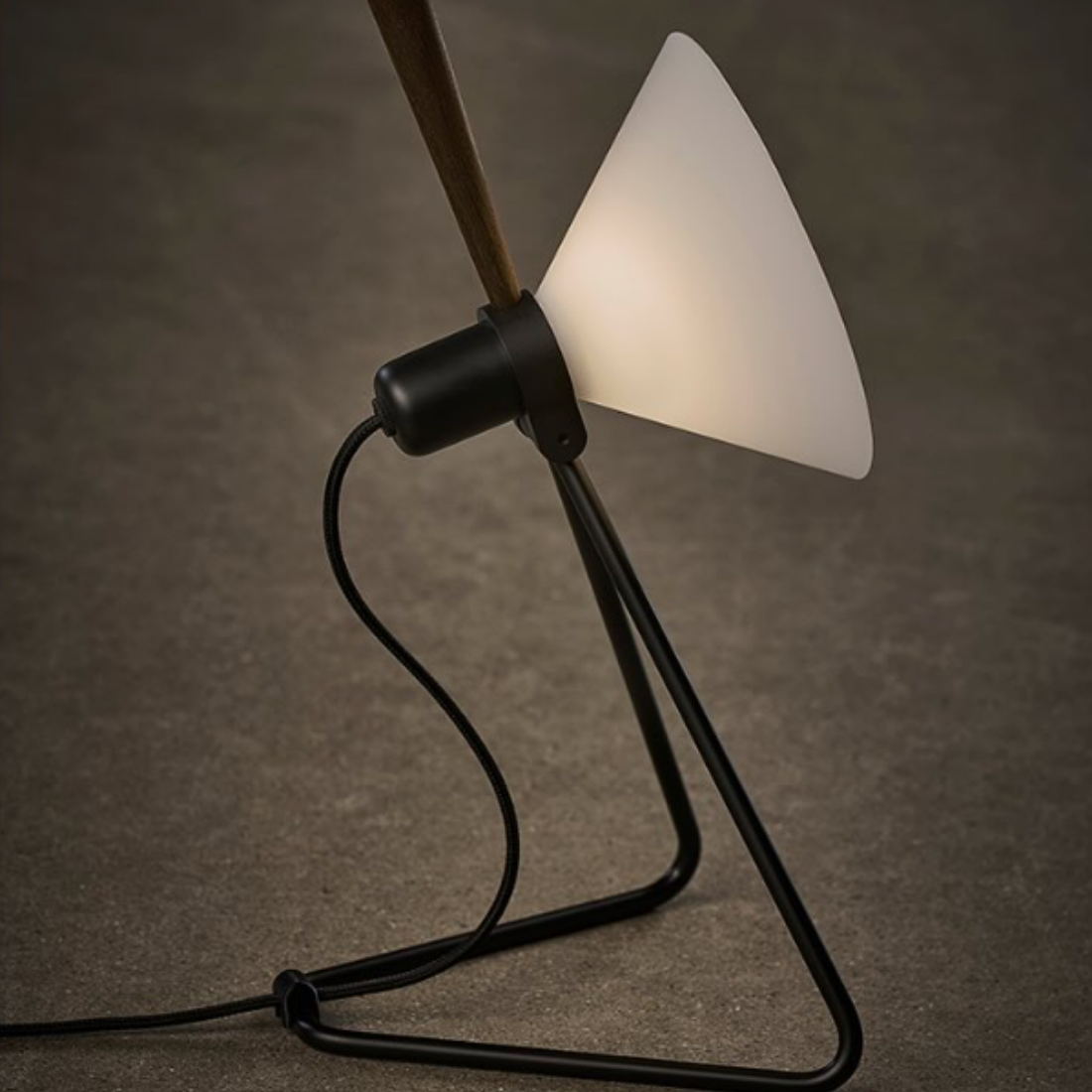 レ・クリント SPOT（スポット）356｜北欧デザイン テーブル＆ウォールランプ【展示品】